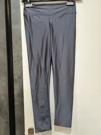 Legging gris foncé taille 14 ans  neuf