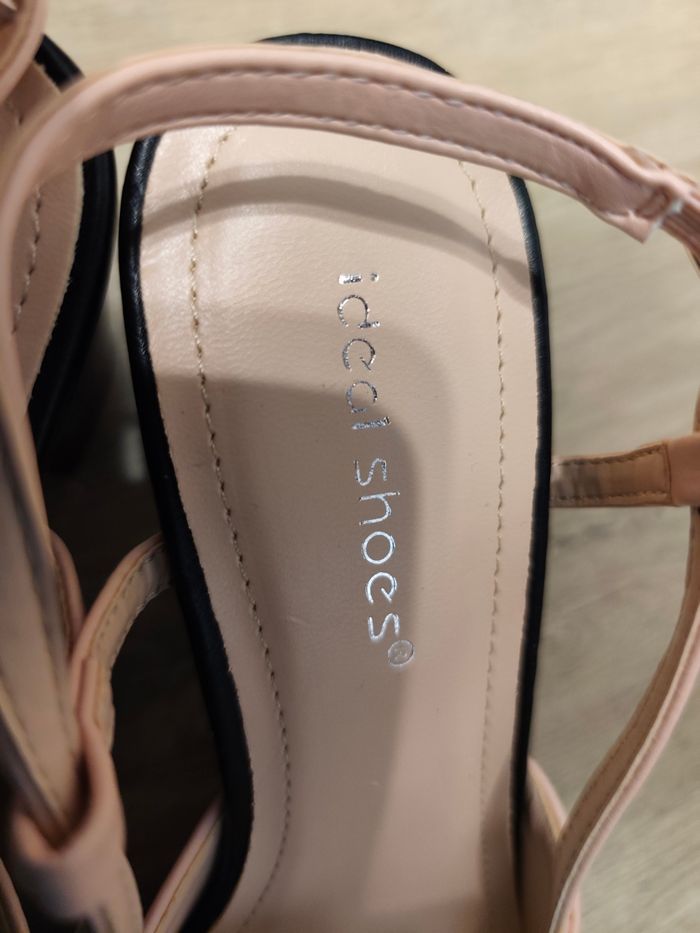 Sandales à talon rose et noir neuves 36 - photo numéro 7