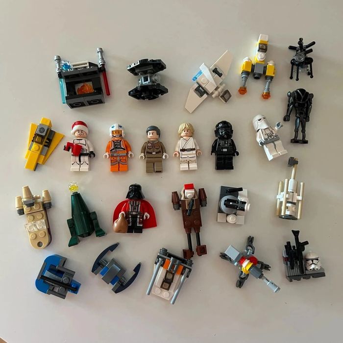 Lot figurines lego minifigures calendrier de l'avent star wars noël