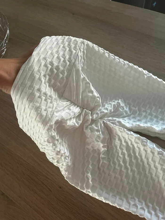 Legging blanc léger pushup - photo numéro 3
