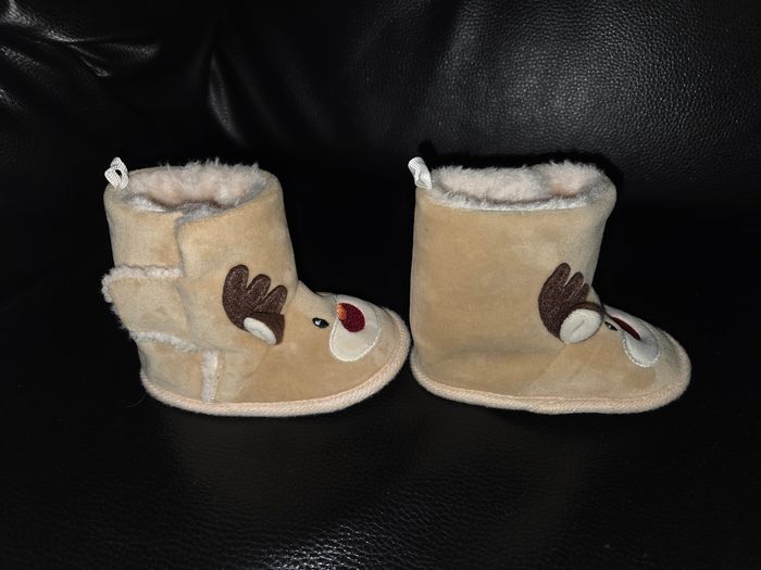 Vends paire de chausson bébé rennes de Noel - photo numéro 4