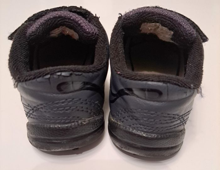 Baskets Puma fille p.22 BE - photo numéro 4