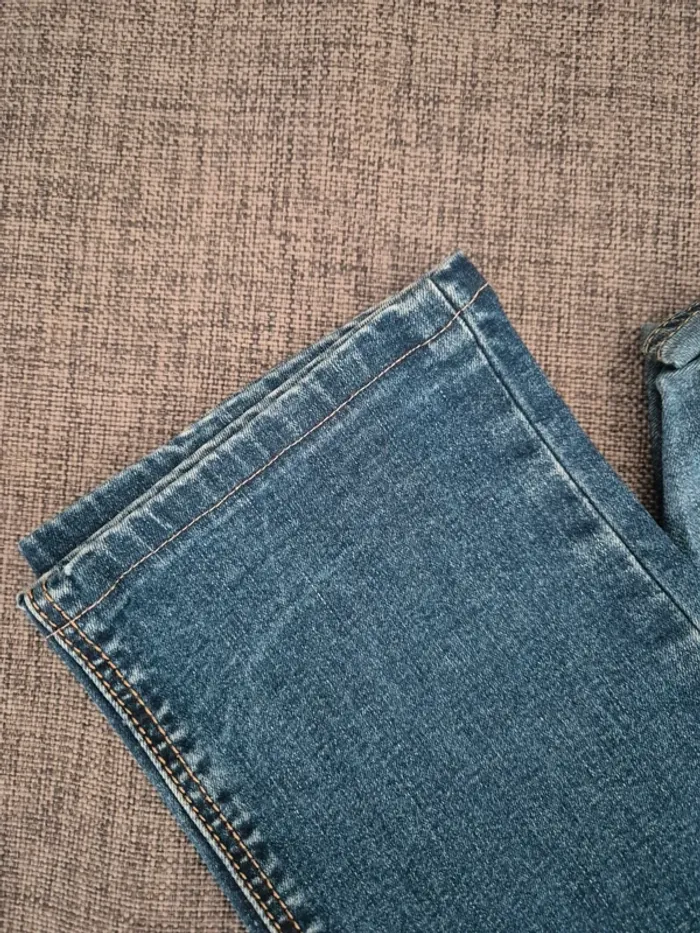 Jean femme Taille 42 - photo numéro 4