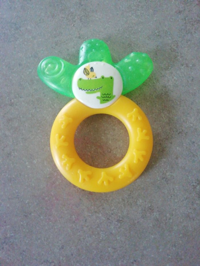 Anneau de dentition réfrigérant