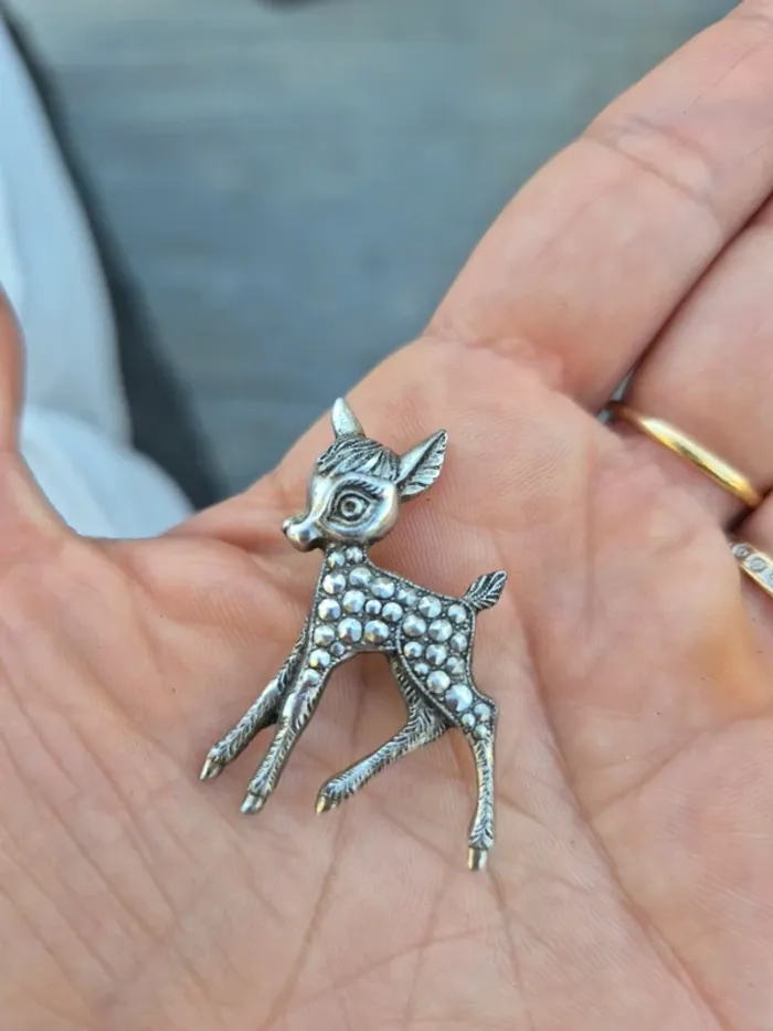 Broche a strass Bambi - photo numéro 4