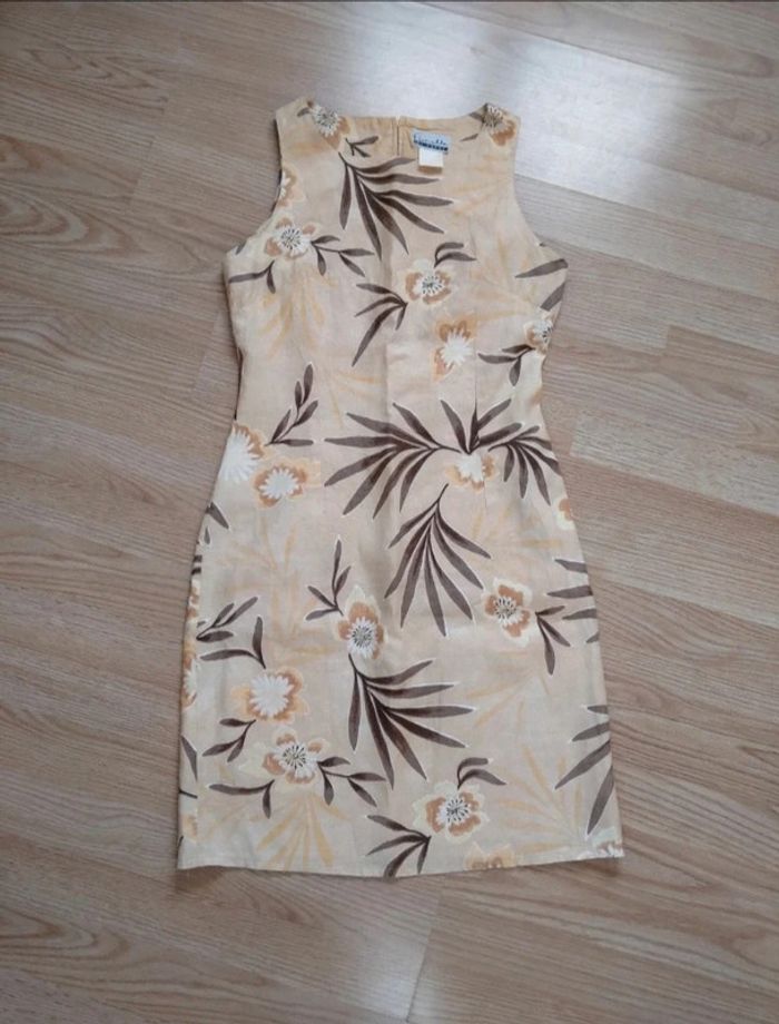 Lot de 3 Robes . Femme. Saison été.
taille 36 - photo numéro 2