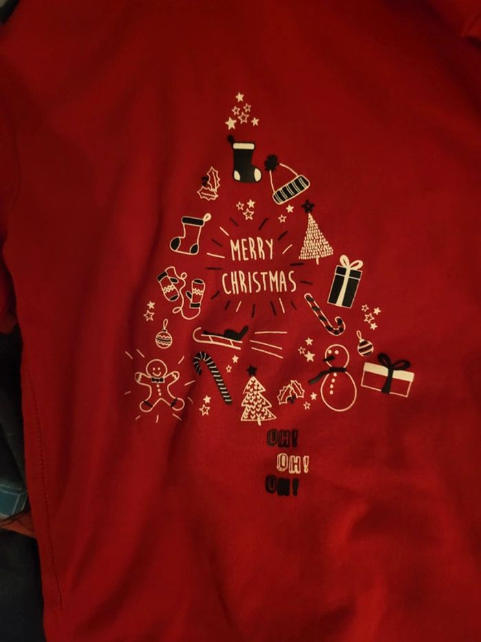 T shirt col roulé  noel neuf 4 ans - photo numéro 2