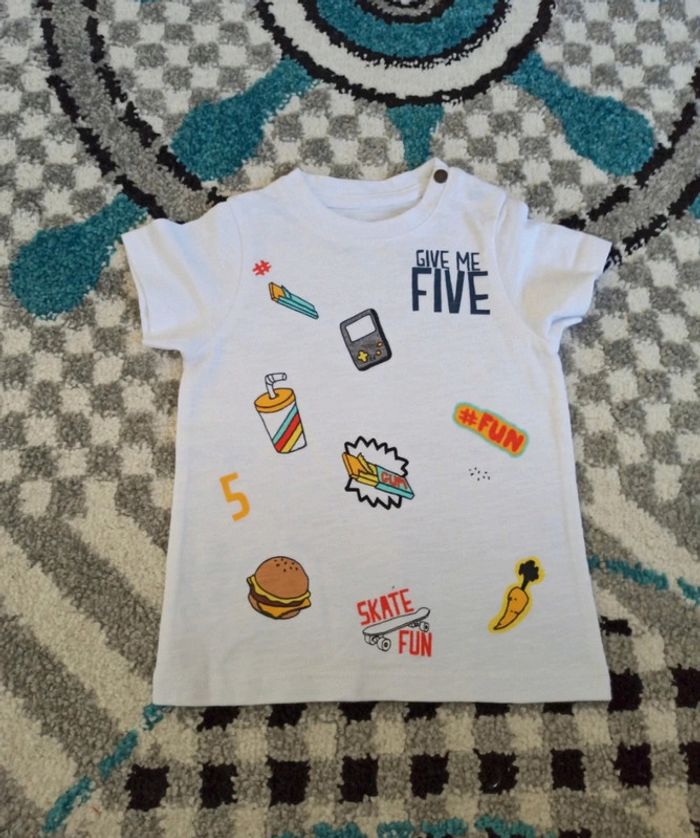 Lot de 2 t-shirts MC NeuFS - Taille 6 mois - photo numéro 2