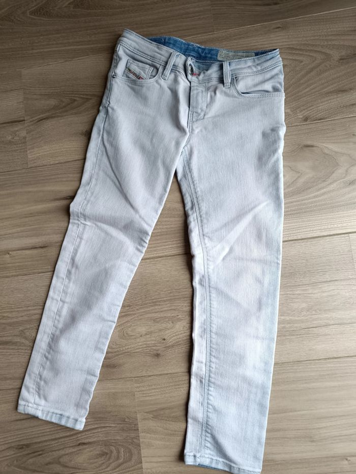 Jean diesel fille taille 5 ans - photo numéro 2