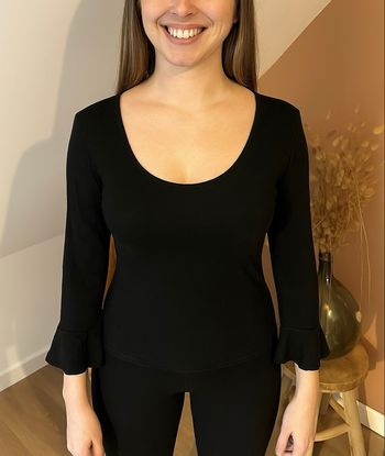 💜 Haut noir manche évasé Jennyfer taille Xs 💜