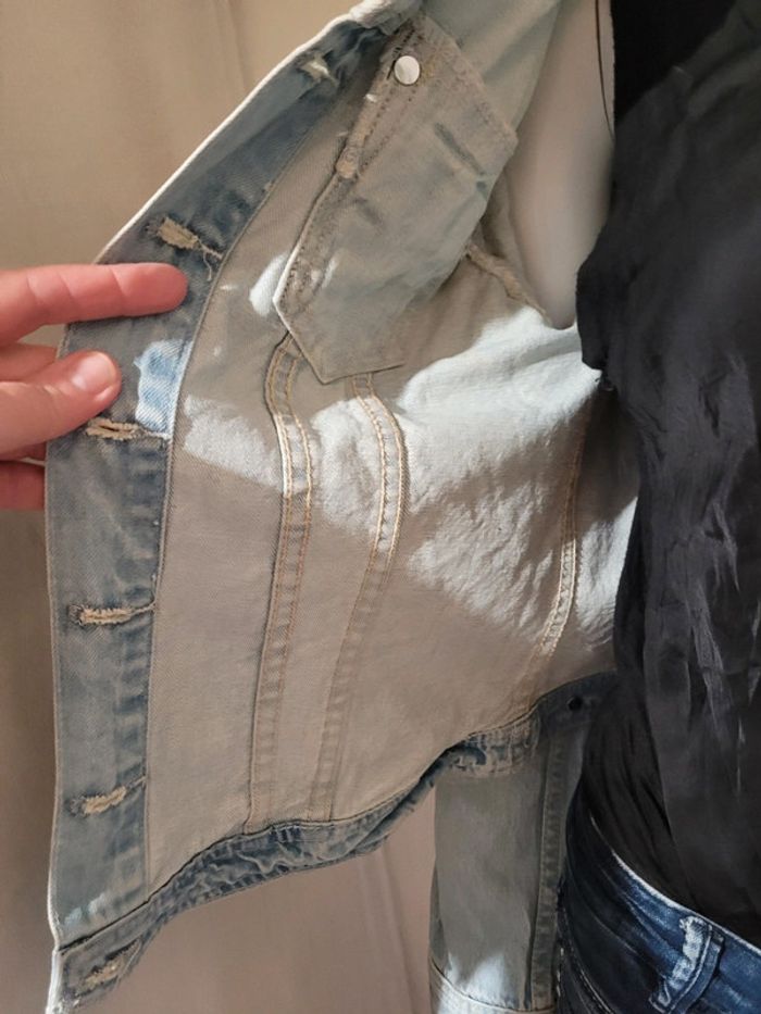 Blouson en jean délavé - photo numéro 10