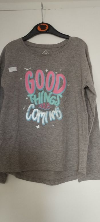 Tshirt Neuf Fille 6/7 ans