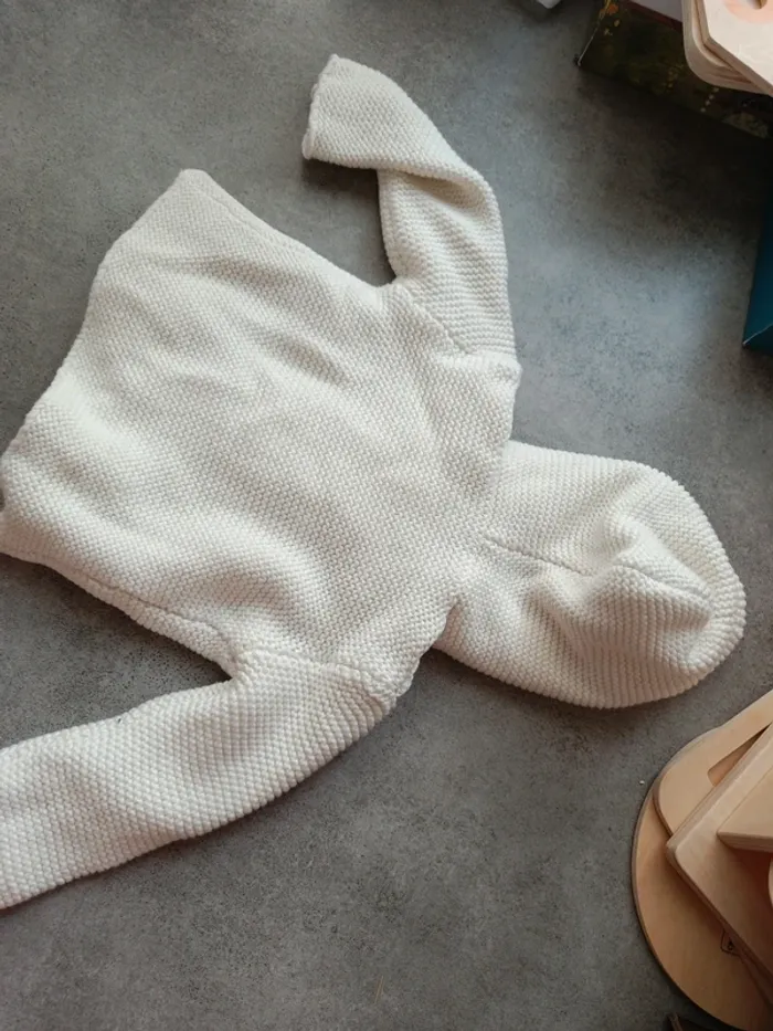 Gilet blanc cassé à capuches la redoute 3 mois - photo numéro 3