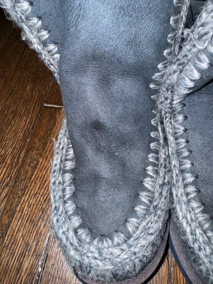 Bottes fourrées Mou Taille 30 Valeur 169 euros - photo numéro 3