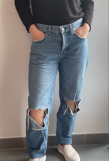 Jean troué genoux femme 