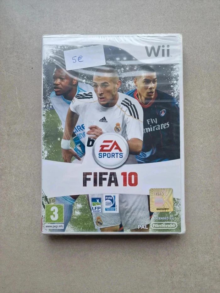 Fifa 10 Sous blister Wii - photo numéro 1