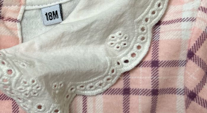 Robe à carreaux rose 18 mois col Claudine - photo numéro 3