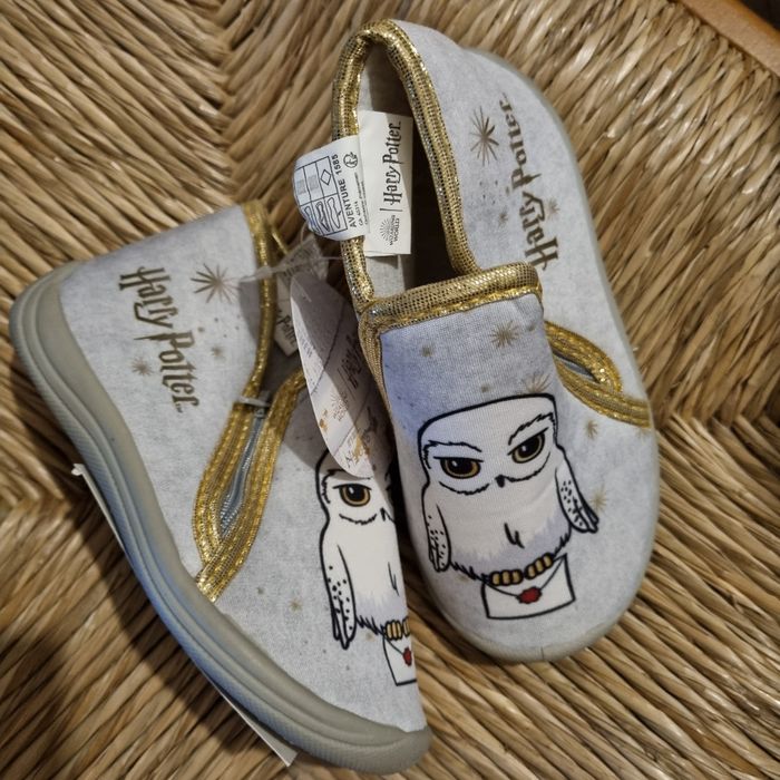 chaussons HARRY POTTER taille 24 - NEUF