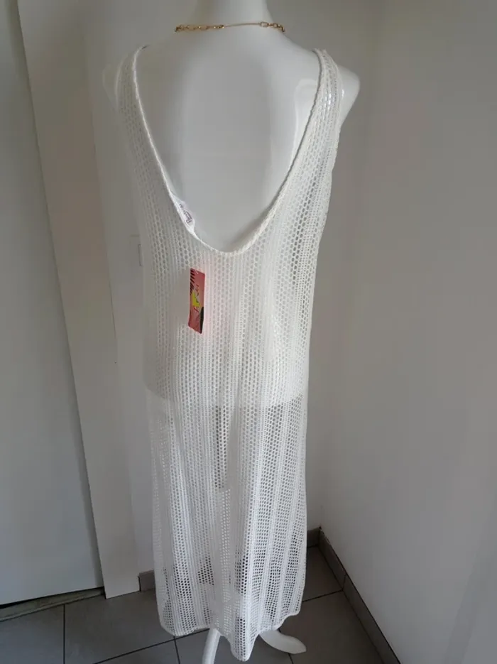 Robe de plage blanche broderie beachwear neuf avec étiquette T.M Penti - photo numéro 3