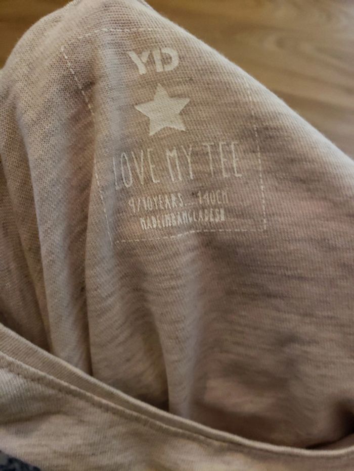 T-shirt primark 9/10 ans - photo numéro 3