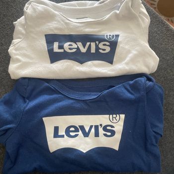 Lots vêtement bébé Levis