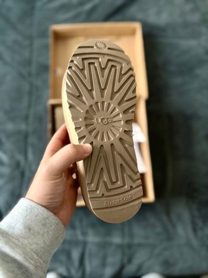 UGG Ultra Mini Platform – Chestnut – Taille 39 – 100% Authentiques - photo numéro 8