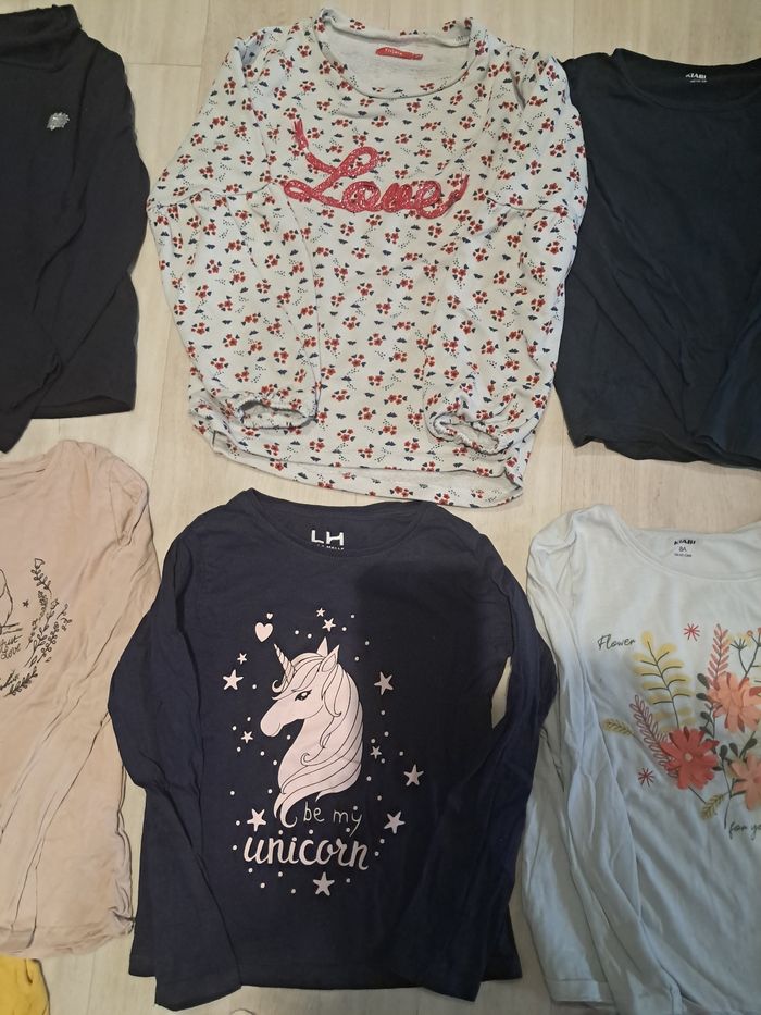 Lot de 13 pulls, chemisiers, t-shirts manches longues, sous-pulls 8ans fille neufsbet tbe - photo numéro 6