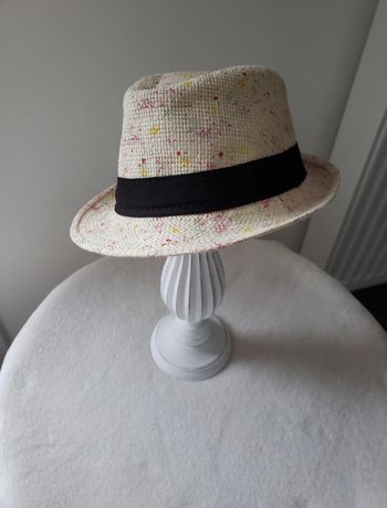 Chapeau