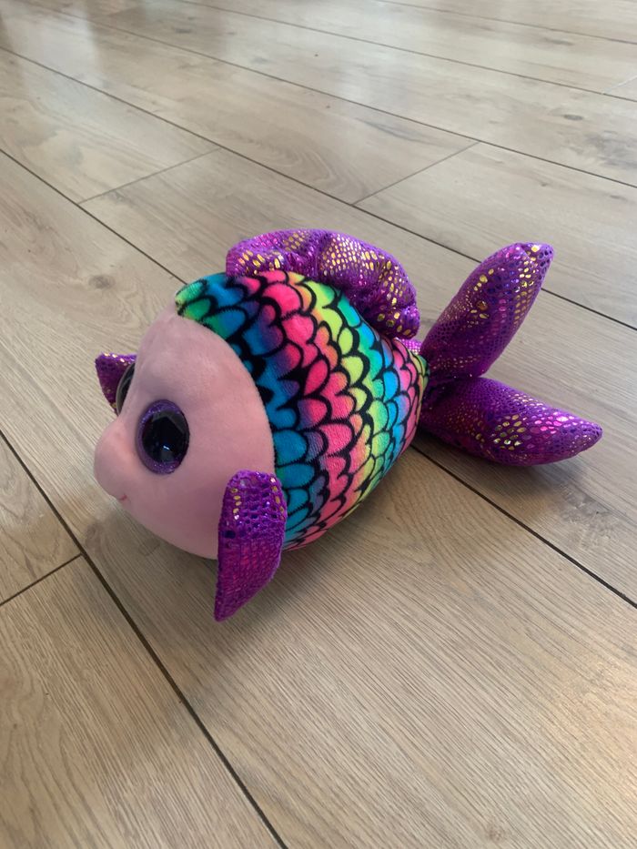 Peluche poisson arc en ciel