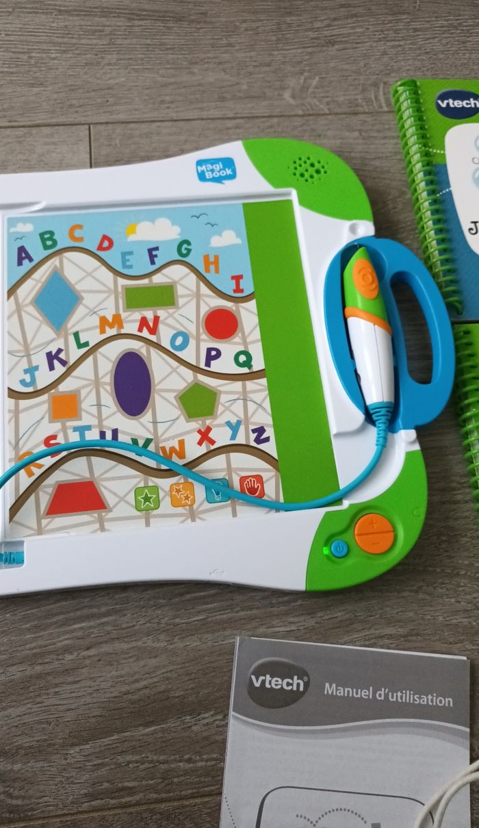 Magic book + livres - photo numéro 3