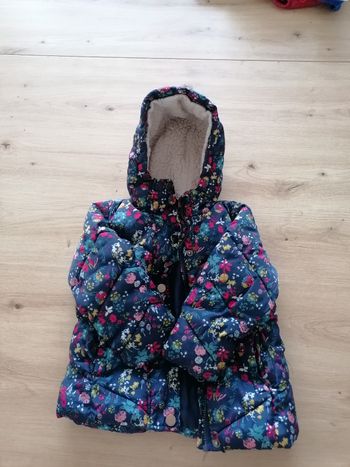 manteau à motif fleuri