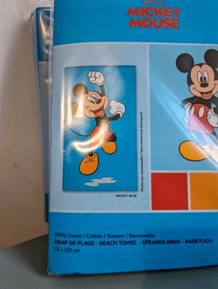 Cape et/ou serviette de bain Mickey Mouse Disney - photo numéro 3