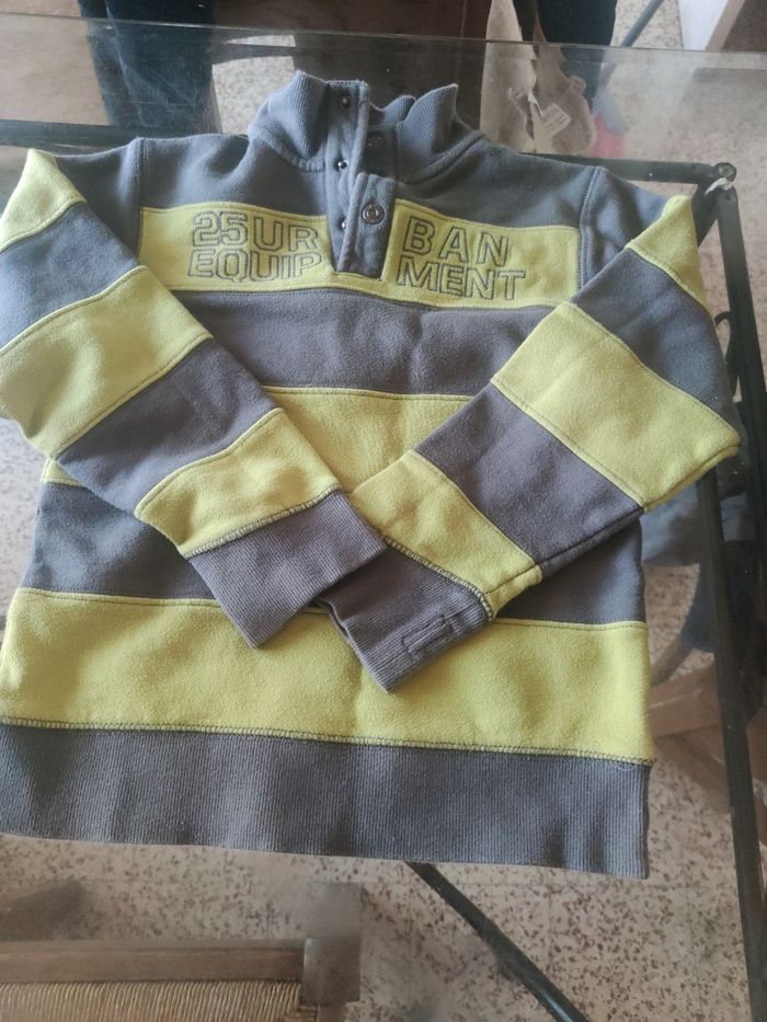 Pull garçon 10 ans