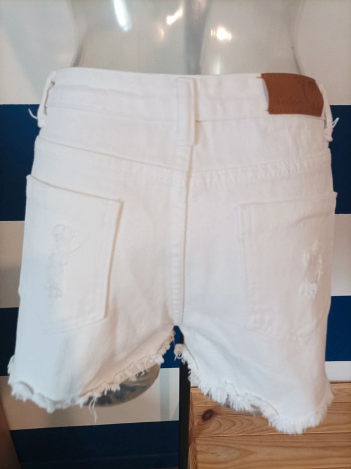 Superbe short blanc effet destroy neuf Fashion Jeans femme taille S (36) - photo numéro 3