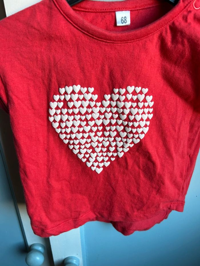 Tee shirt manches courtes , rouge ,6 mois - photo numéro 2