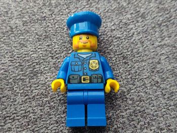 Figurine policier bleu - vrai Lego
