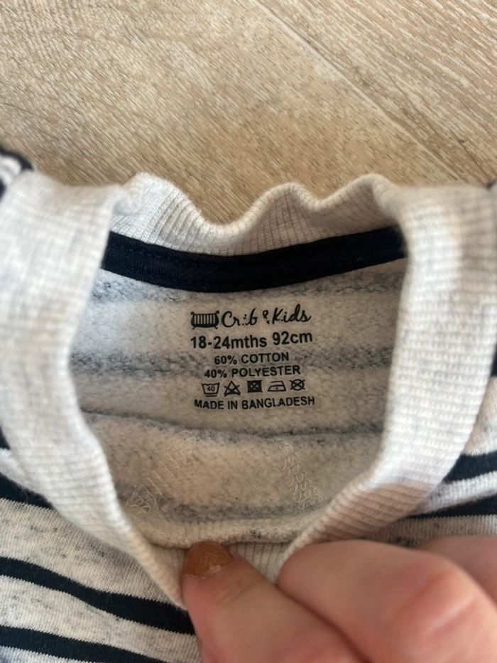 Pull rayé 18/24 mois (92cm) - photo numéro 2