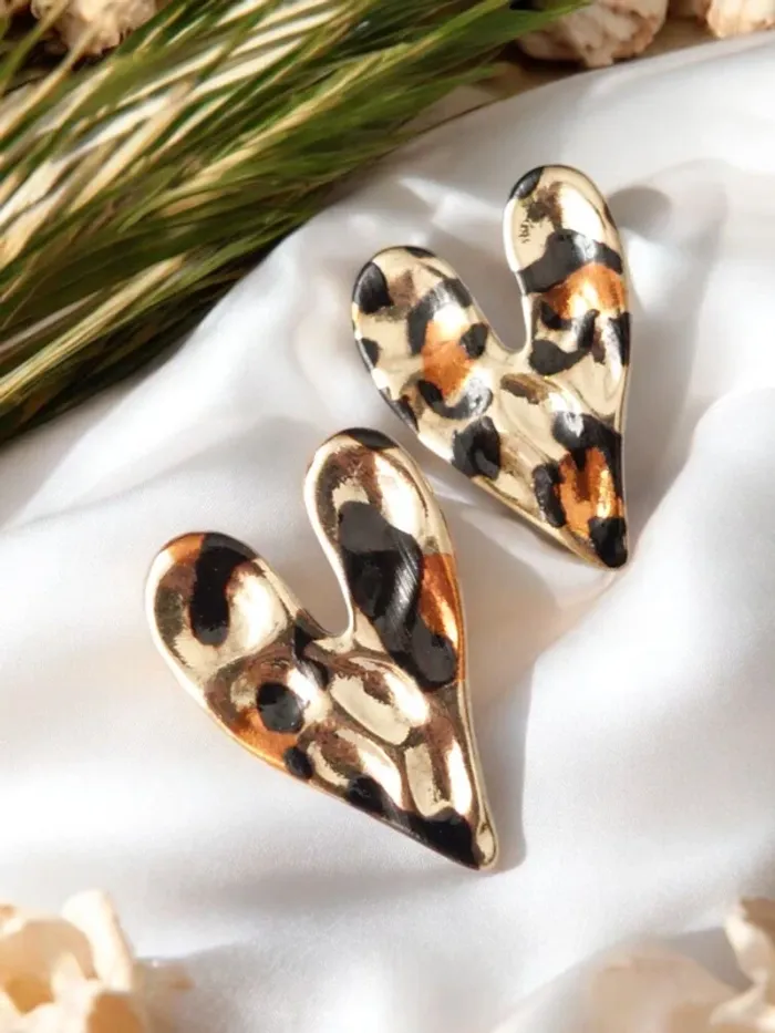 Boucles d'oreilles cœur motif léopard  - acier inoxydable - tendance bohème 🐆