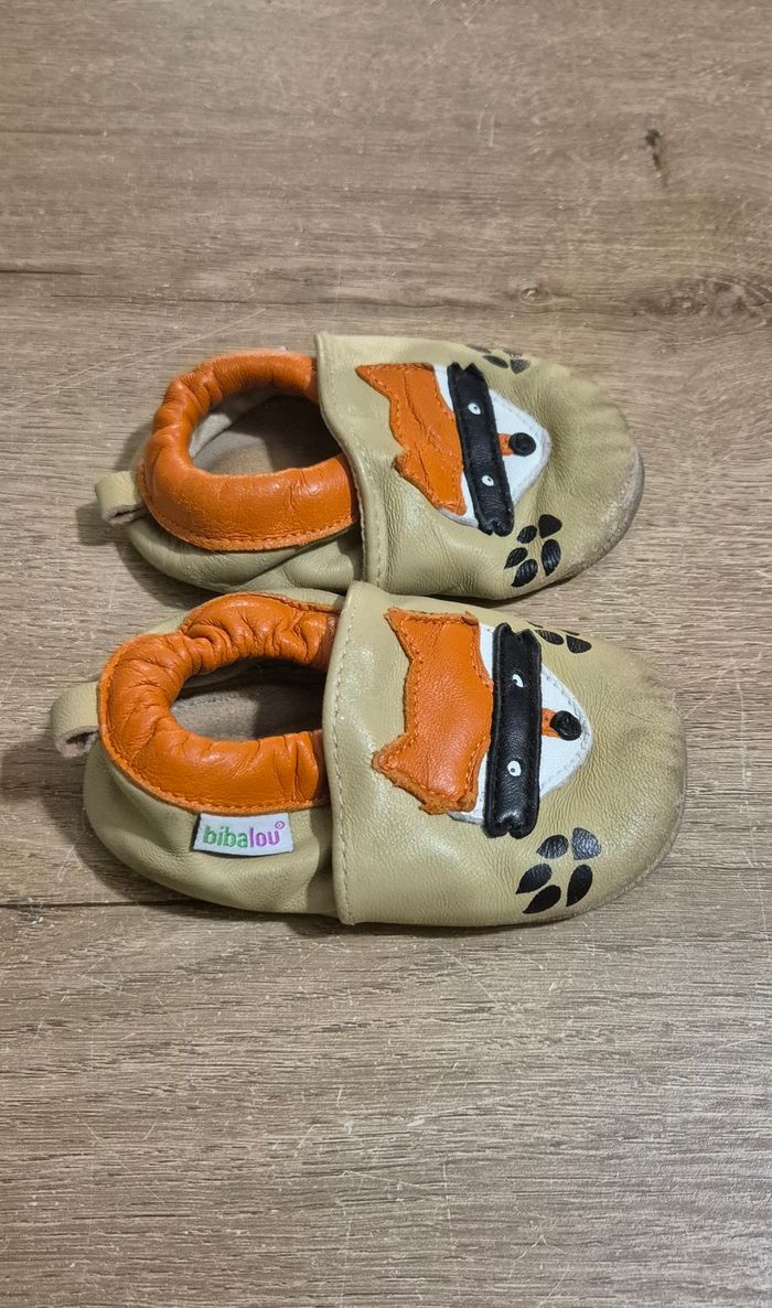 Lot chaussons souples en cuir 12-18 mois - photo numéro 2