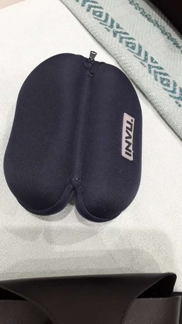2 etuis lunettes , prix pour les 2* - photo numéro 5