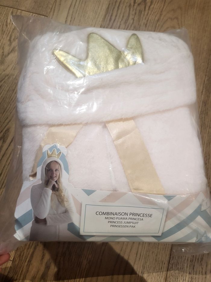 3 combinaison pyjama - photo numéro 5