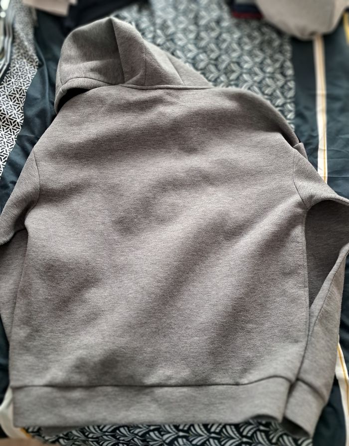 Sweat - photo numéro 2