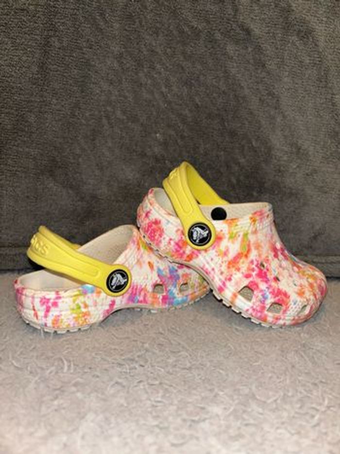 Crocs jaune multicolore - photo numéro 2