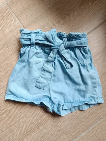 Short 9 mois
