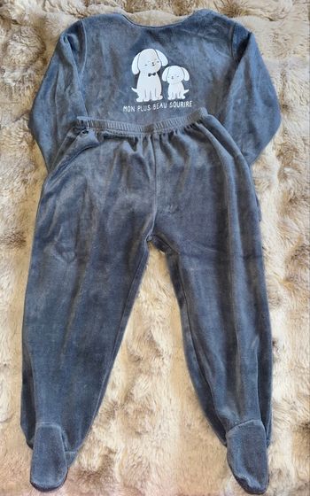 Lot 2 pyjamas 36 mois