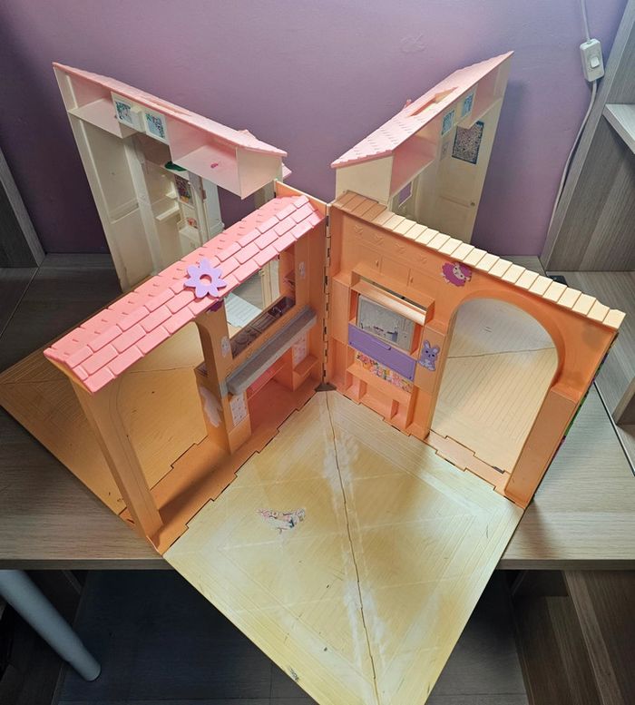 Grande maison barbie transportable - photo numéro 14