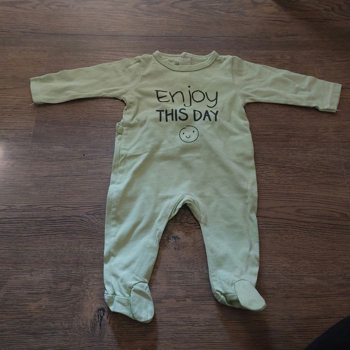 Pyjama 1 mois - photo numéro 10