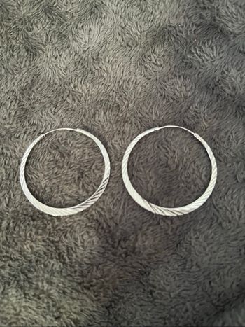 Boucle d’oreille créole