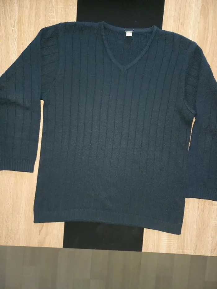 Pull en laine homme XL - photo numéro 2