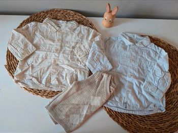 Lot chemises et gilet sans manches 6M